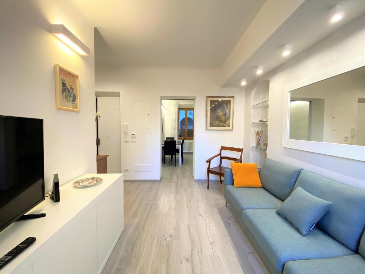 Casa Stella- A Due Passi Dal Corso Di Siena Apartamento Exterior foto