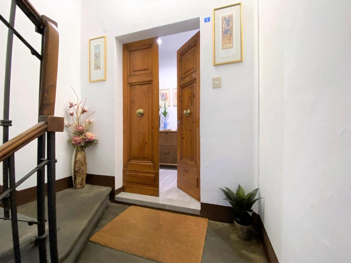 Casa Stella- A Due Passi Dal Corso Di Siena Apartamento Exterior foto